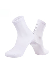 X-TIGER Breathable Cycling Sports Socks Night Reflective Quick Dry Anti-Slip Sweat Absorbent Running Cycling Socks for Men Women